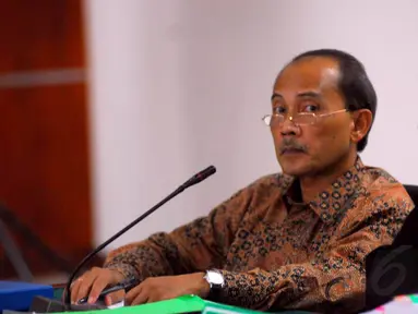 Budi Mulya menjalani persidangan dengan agenda mendengarkan saksi ahli di Pengadilan Tipikor, Jakarta, Senin (5/5/14). (Liputan6.com/Miftahul Hayat)