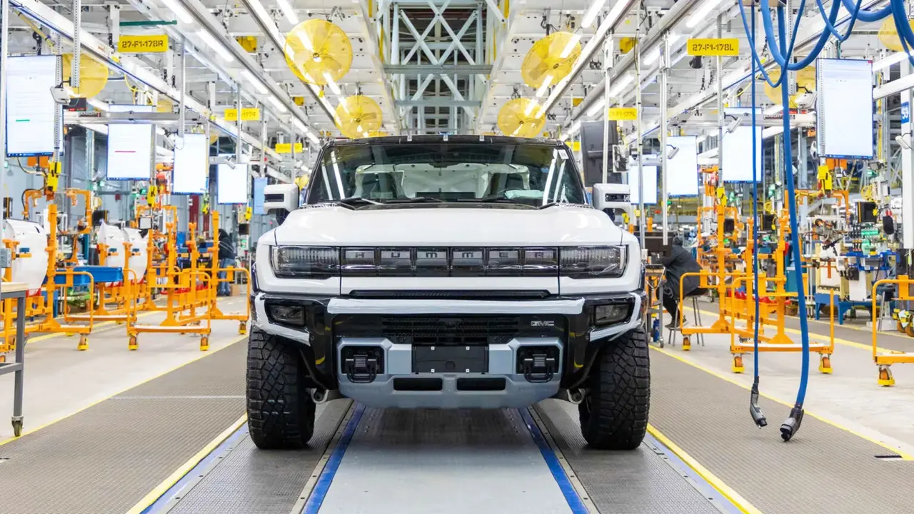 Permintaan Anjlok, GM Setop Produksi Mobil Listrik di Amerika Serikat (Carscoops)