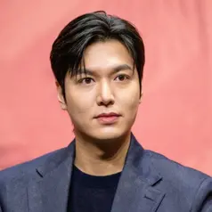Gelar Fan Meeting di Indonesia, Lee Min Ho Penasaran Pengin Coba Seblak.&nbsp; (ANTHONY WALLACE / AFP)