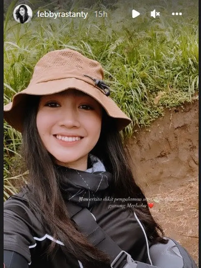 Febby Rastanty naik gunung Merbabu (Foto: Instagram @febbyrastanty)