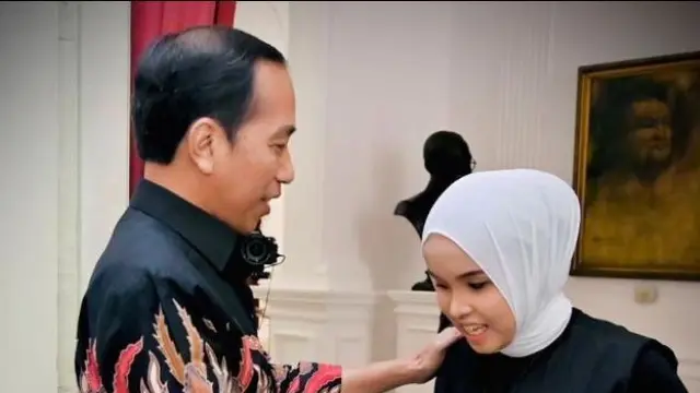 Presiden Joko Widodo (Jokowi) bertemu dengan penyanyi Putri Ariani di Istana Merdeka, Rabu, 14 Juni 2023. (Foto: Instagram Presiden @Jokowi)
