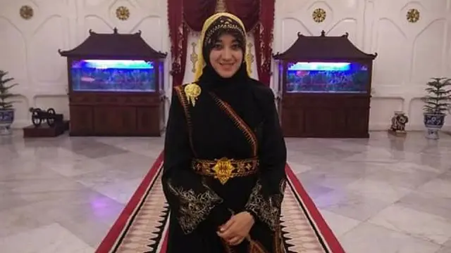 Ketua Darud Donya, juga mengaku sebagai keturunan sultan Aceh, Cut Putri yang mengirimkan surat ke kementerian terkait penemuan batu nisan di lokasi pembangunan jalan tol di Aceh (Liputan6.com/Ist).