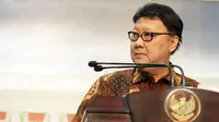 Menteri Dalam Negeri, Tjahjo Kumolo saat memberi keterangan usai menghadiri sidang kabinet paripurna di Istana Merdeka, Jakarta, Rabu (4/2/2015). Tjahjo memberikan pernyataan seputar pelaksanaan Pilkada secara serentak. (Liputan6.com/Faizal Fanani)