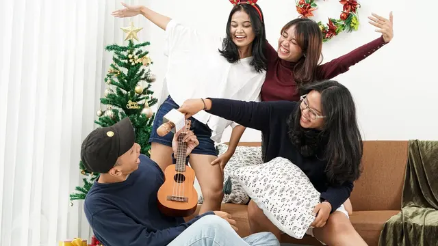 Maksimalkan Family Time dengan Karaoke Bareng