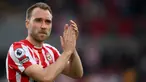 Christian Eriksen baru saja secara resmi didatangkan Manchester United untuk mengarungi musim 2022/2023. Gelandang serang Denmark ini didatangkan MU dengan status bebas transfer alias gratis. Pada bursa transfer musim-musim sebelumnya, Setan Merah juga pernah mendatangkan pemain secara gratis. Termasuk Christian Eriksen, berikut 5 rekrutan terakhir MU yang didatangkan secara gratis. (AFP/Daniel Leal)