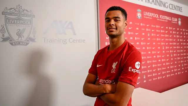 Foto: Deretan 5 Pemain Terakhir Liverpool Bernomor Punggung 18 sebelum Cody Gakpo, termasuk Dirk Kuyt Sang Kompatriot