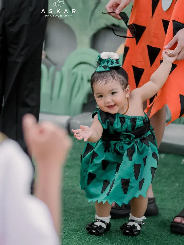 Xarena anak Siti Badriah dan Krisjiana Baharudin rayakan ultah pertama (Foto: askar_photography via krisjianabah)