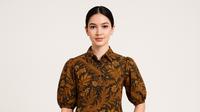 Model Kemeja Batik Slimfit Lengan Puff/AI