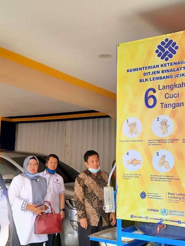 16 dari 20 unit wastafel tersebut akan ditempatkan di Alun-Alun Lembang, Pasar Lembang dan area publik lainnya yang rentan dalam penyebaran Covid-19.