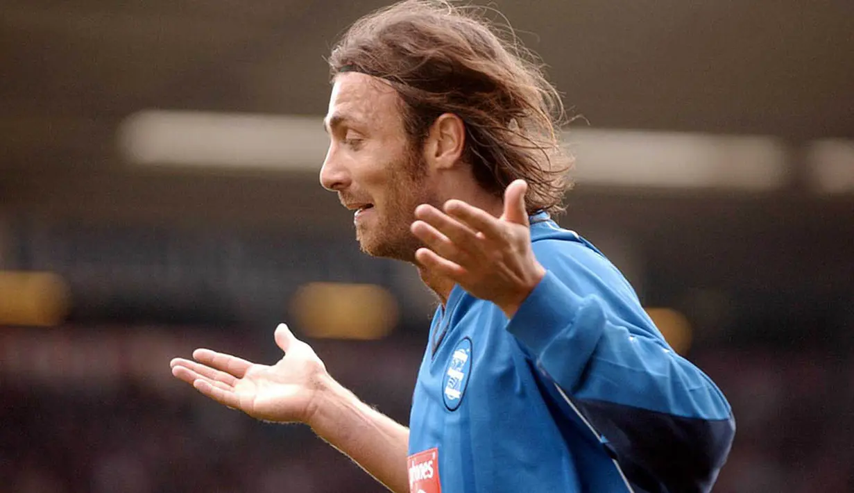 4. Christophe Dugarry (Januari 2003) - Striker Prancis itu diboyong Birmingham dari Bordeaux dengan status pinjaman. Dugarry menyelamatkan Birmingham dari degradasi, namun ketika statusnya dipermanenkan dirinya malah gagal bersinar. (AFP/Paul Barker)