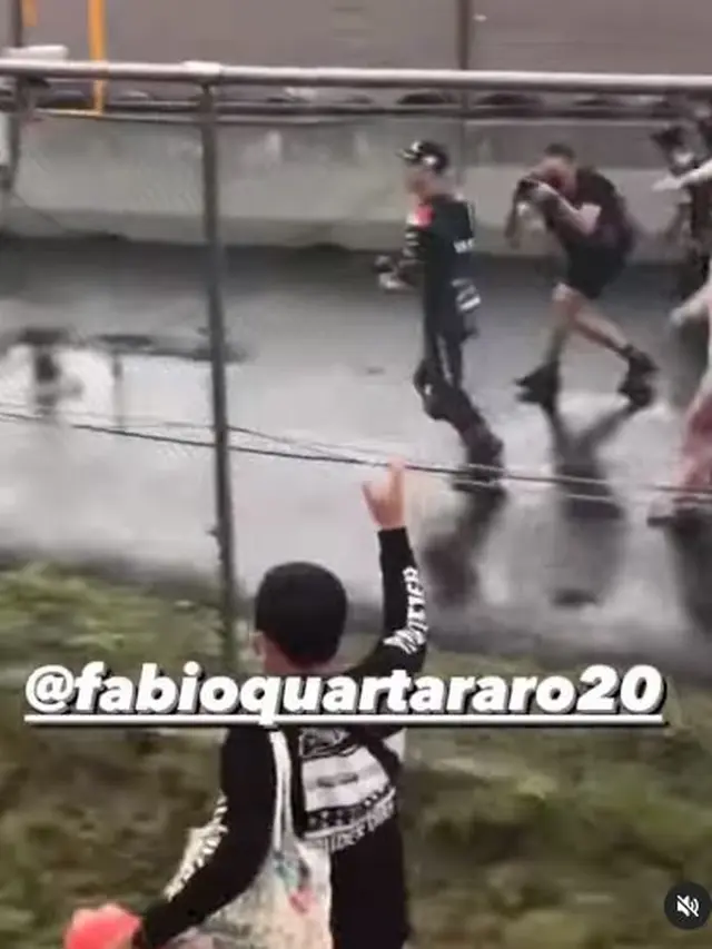 6 Aksi Fabio Quartararo yang Curi Perhatian di Mandalika, Tiru Gerakan Pawang Hujan
