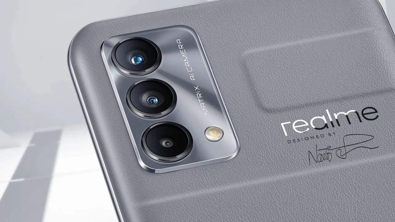Realme GT Master Edition Voyager Grey (Dok. Realme)