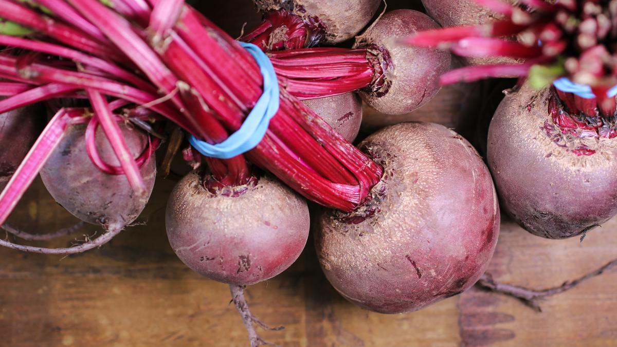 4 Resep Buah Bit yang Ampuh untuk Menurunkan Kolesterol