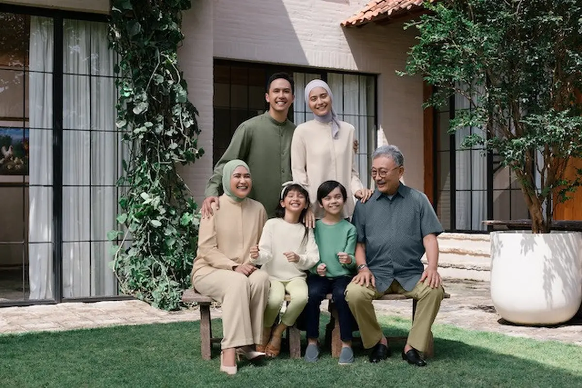 Koleksi Lifewear UNIQLO untuk Lebaran