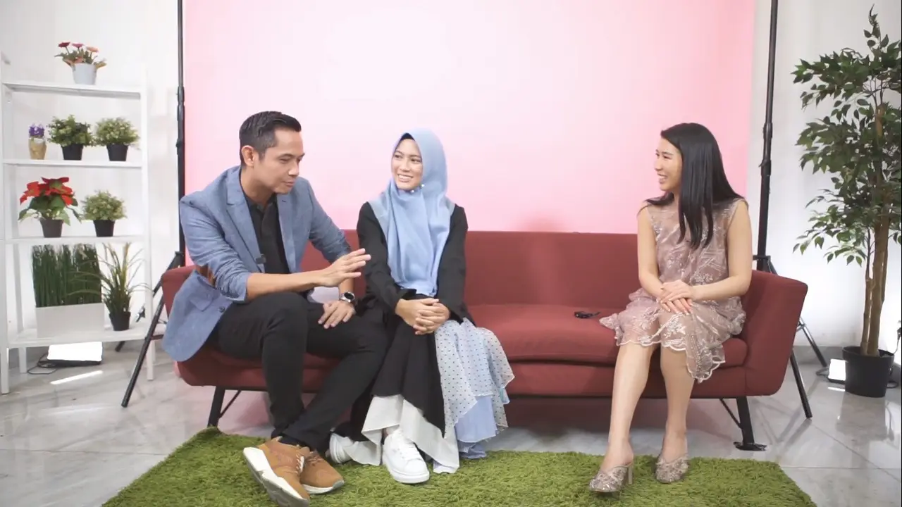 Dude Harlino dan Alyssa Soebandono berbagi cerita di Seribu Kali Cinta The Series.