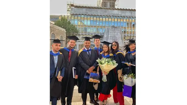 6 Potret Wisuda Citra Aulia, Mantan Pacar Al Ghazali yang Kuliah di London