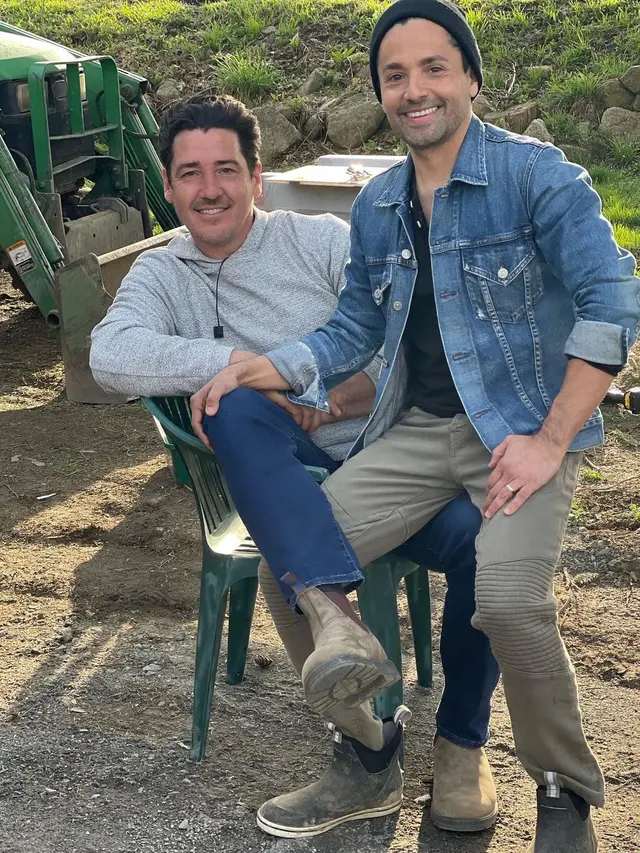 Jonathan Knight dan Harley Rodriguez. (Instagram/ JonathanRKnight)