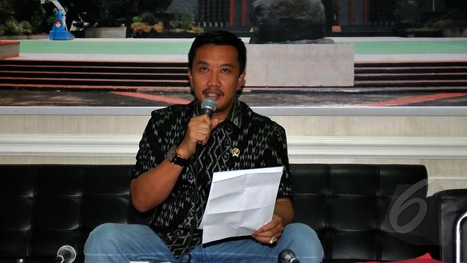 Menpora Pimpin Upacara Penyatuan Tanah dan Air di Tanjung 