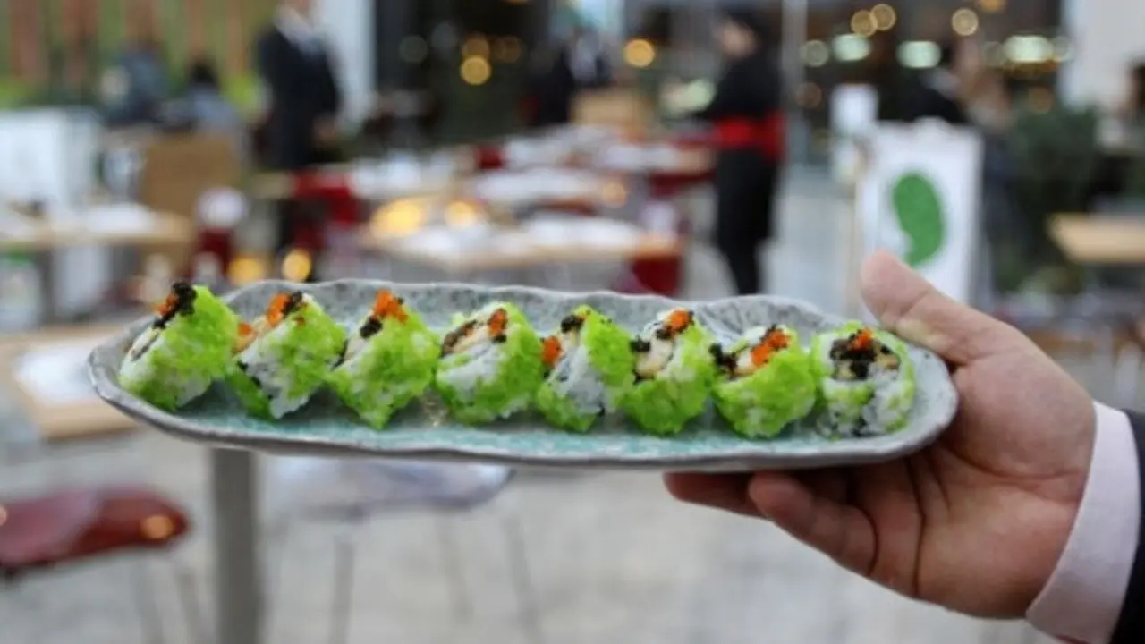 Tak Cuma Lezat, Sushi Arab Ini Dijamin Halal