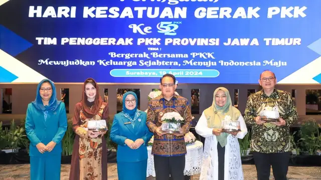 Potret Arumi Bachsin hadiri HKG PKK ke-52 TP PKK Provinsi Jatim (Sumber: Instagram/@arumibachsin_94)