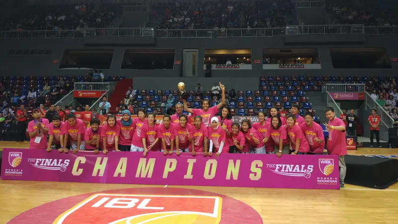 Surabaya Fever Juara WIBL (Liputan6.com / Thomas)