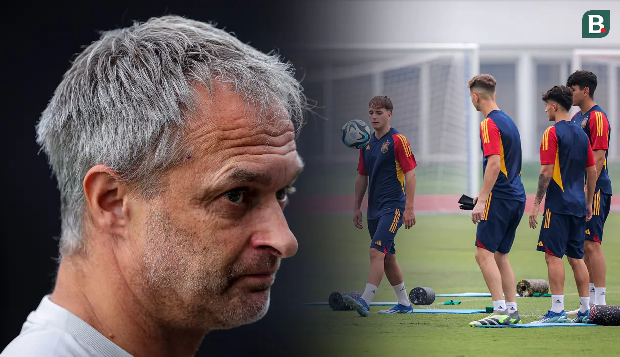 <p>Laga perempat final Piala Dunia U-17 2023 akan dimeriahkan dengan laga panas dua negara top eropa, yaitu Timnas Spanyol U-17 melawan Timnas Jerman U-17. Pertandingan tersebut akan berlangsung pada Jumat (24/11/2023) di Jakarta International Stadium (JIS), Jakarta. Kedua tim tampak serius saat melakukan latiahan resmi sebagai persiapan terakhir mereka. Timnas Spanyol U-17 berlatih di Stadion Madya, Senayan, Jakarta. Sementara itu, Timnas Jerman berlatih di Lapangan A Gelora Bung Karno, Senayan, Jakarta. Berikut potret latihan resmi atau official training kedua tim menjelang laga panas perempat final Piala Dunia U-17 2023. (Bola.com/Bagaskara Lazuardi)</p>