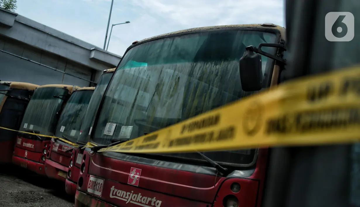 Bus Transjakarta tersebut telah diserahkan oleh Dinas Perhubungan kepada Badan Pengelolaan Aset Daerah.  (merdeka.com/Iqbal S. Nugroho)