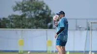 Belum Ada Kepastian Shopee Liga 1, Pelatih Persib Kecewa Berat
