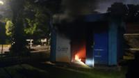 Gardu milik PLN di Jalan Lap Tembak, Cilandak Timur, Pasar Minggu, Jakarta Selatan, terbakar pada Sabtu (17/4/2021). (dok Pemadam Kebakaran DKI Jakarta)