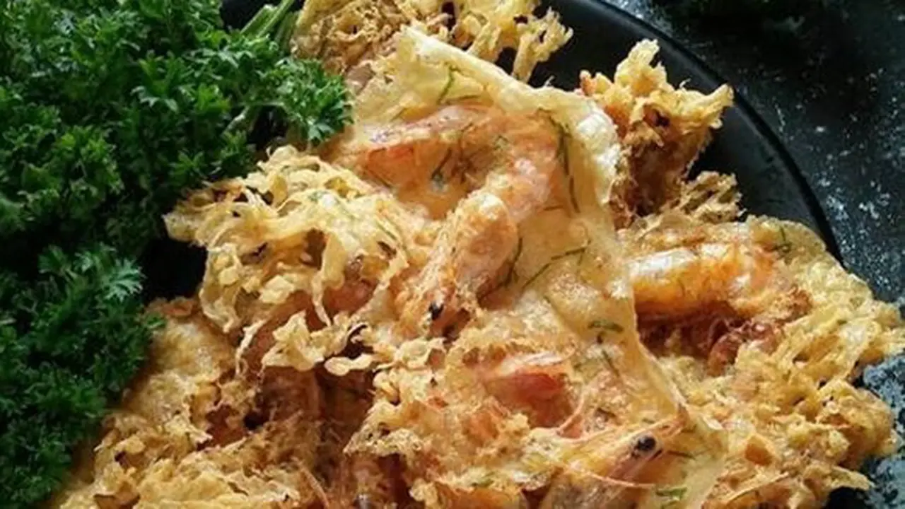 Rempeyek udang./Copyright cookpad.com/dapurVY