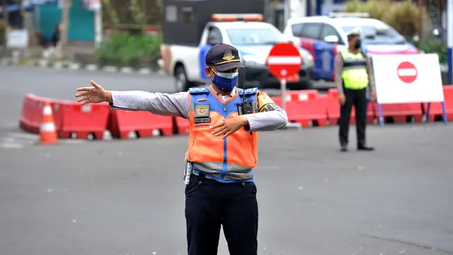 ppkm polisi