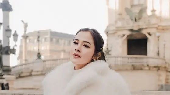 7 Hari Kepergian Sang Ayah, Bella Bonita Unggah Foto Kenangan dan Minta Hadir di Mimpi