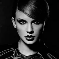 Taylor Swift (via hitfix.com)
