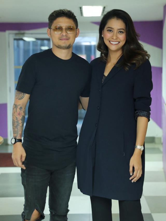 [Fimela] Bunga Jelitha dan Syamsir Alam