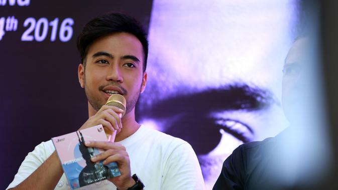 Lirik Lagu Vidi Aldiano feat Andien 'Hingga Nanti' - Celeb 