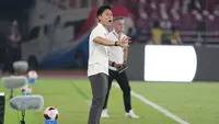 Pelatih Timnas Singapura, Gavin Lee di Stadion Utama Gelora Bung Karno, Jakarta, Jumat (25/9/2026). (Bola.com/Budy Santoso)