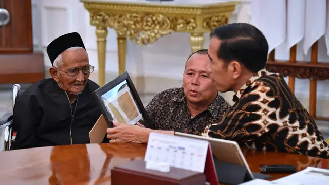 Jokowi menemui Nyak Sandang di Istana Negara (Dok. Biro Pers Istana)