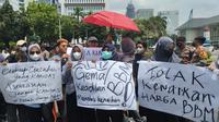DPP Gema Keadilan berunjuk rasa tolak kenaikan BBM di Patung Kuda, Jalan Medan Merdeka, Jakarta Pusat, Selasa (6/9/2022).