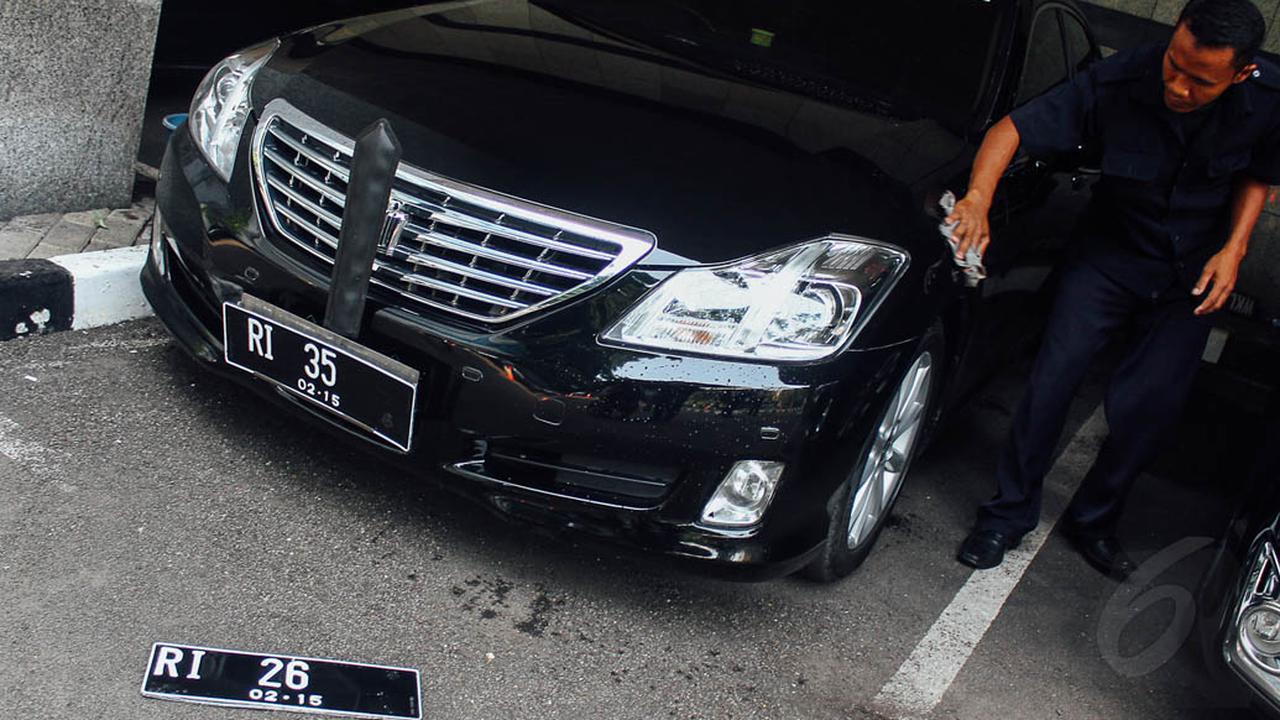 Ini Plat Mobil Menteri Baru