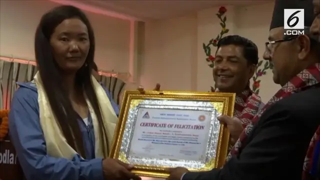 Lhakpa Sherpa, Wanita pertama yang berhasil mendaki puncak Everest sebanyak sembilan kali.