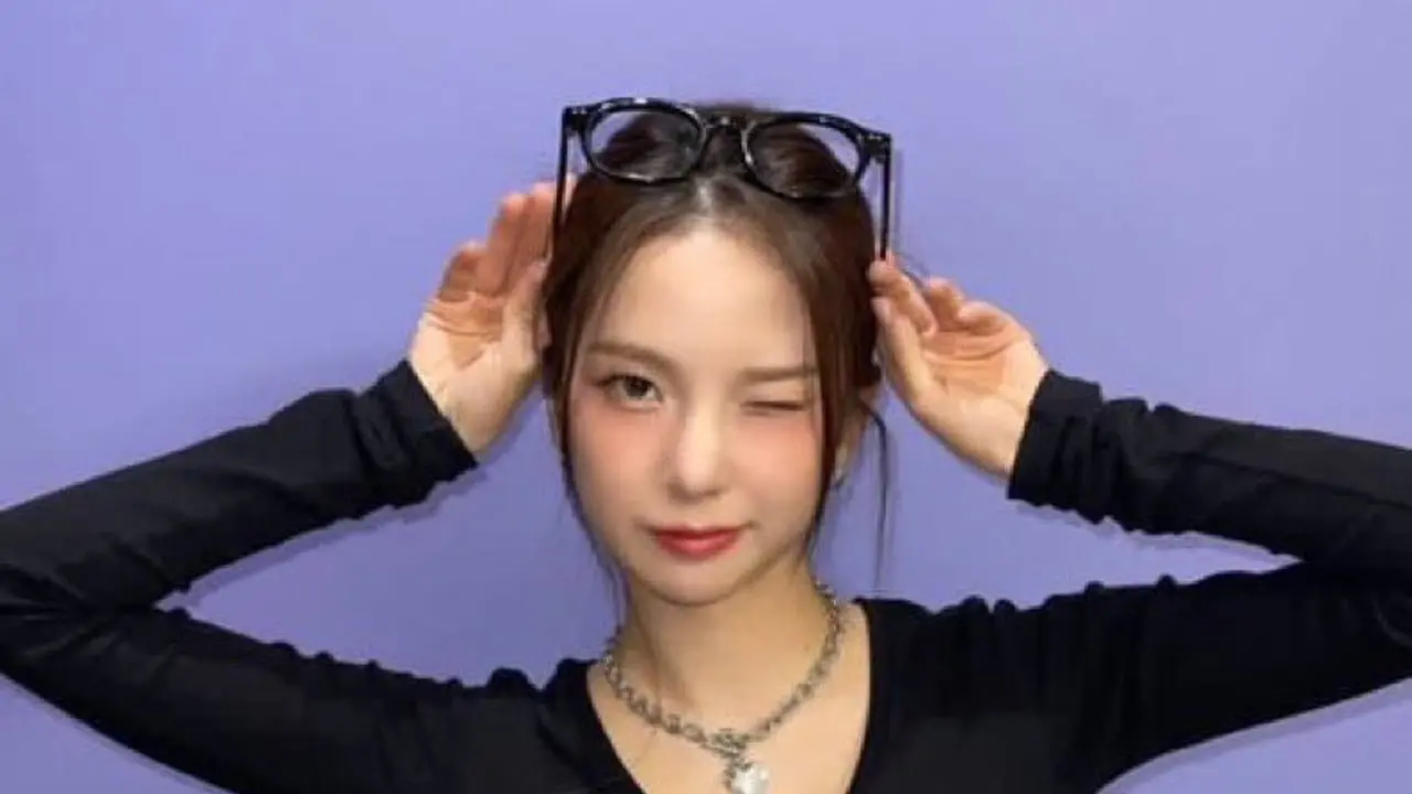 Yujin Kepl1er Tiru Kesalahan INA BADVILLAIN, Pakai Kaus Bergambar Kakbah dan Lafaz Allah untuk Joget-joget
