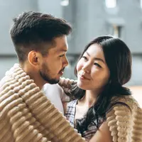 ilustrasi pasangan bahagia/copyright by franz12 (Shutterstock)