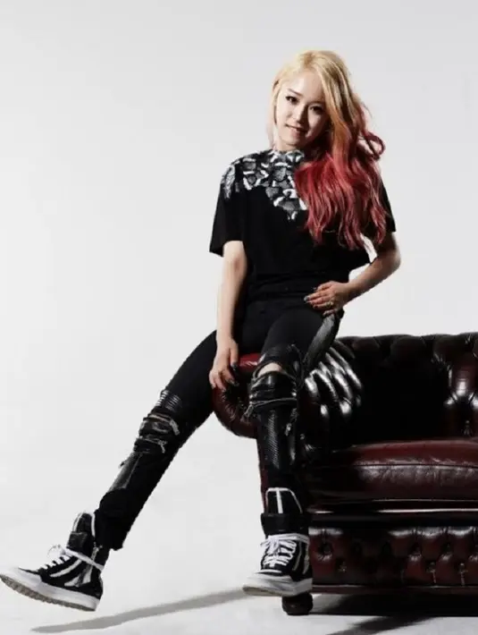 Meskipun menuai kontroversi saat A.KOR menjatuhakan lagu dari Park Bom, akan tetap kemampuan Kemy A.KOR tak bisa dianggap remeh. (Foto: soompi.com)