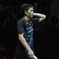 Tunggal Taiwan, Chou Tien Chen, saat melawan wakil Indonesia, Anthony Ginting, pada laga semifinal Indonesia Masters 2018 di Istora Senayan, Sabtu (27/1/2018). Anthony Ginting menang 21-16, 13-21, dan 21-12. (Bola.com/M Iqbal Ichsan)