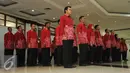 Atlet PNS dari berbagai instansi bersiap mengikuti pelepasan kontingen Asean Civil Service Games 2015 di Wisma Kemenpora Jakarta, Rabu (11/11/2015). 55 atlet PNS dari berbagai instansi akan berlaga di ACSG 2015 Malaysia. (Liputan6.com/Helmi Fithriansyah)