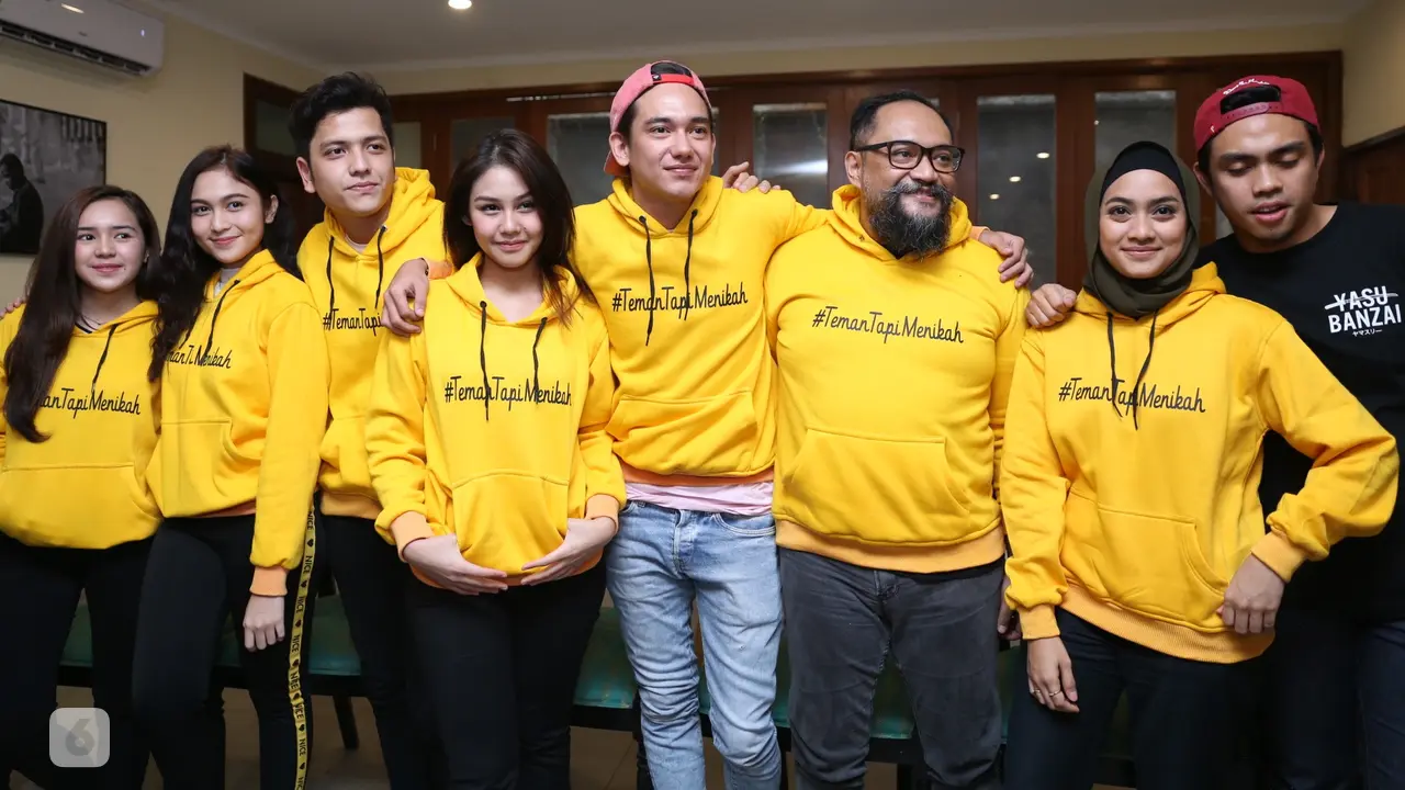 [Bintang] Vanesha Presscilla dan Adipati Dolken