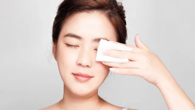 Biarpun Lagi #DiRumahAja, Jangan Lupa Kebersihan Wajah Tetap Dijaga