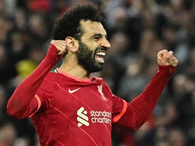 Kompetisi di liga-liga top Eropa, termasuk Liga Inggris musim 2022/2023 baru saja dibuka. Laga pembuka biasanya manjadi ajang para pemain untuk beradaptasi di musim baru. Tercatat, 7 pemain berikut mampu beradaptasi dengan cepat di laga pembuka dengan tampil tajam dan menjadi bekal di laga-laga selanjutnya. Dua pemain, Jamie Vardy dan Mohamed Salah menjadi pemain aktif yang tersisa dan bisa saja mempertajam rekornya musim ini. Berikut daftar ketujuh pemain tersebut. (AFP/Oli Scarff)