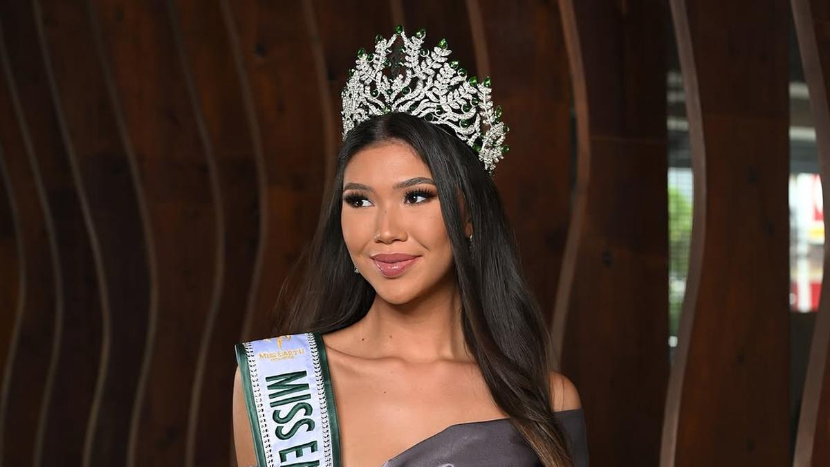 Inspirasi Outfit Glam Touch ala Pageant Queen dari Jaz Rowe, Miss Earth Indonesia 2025