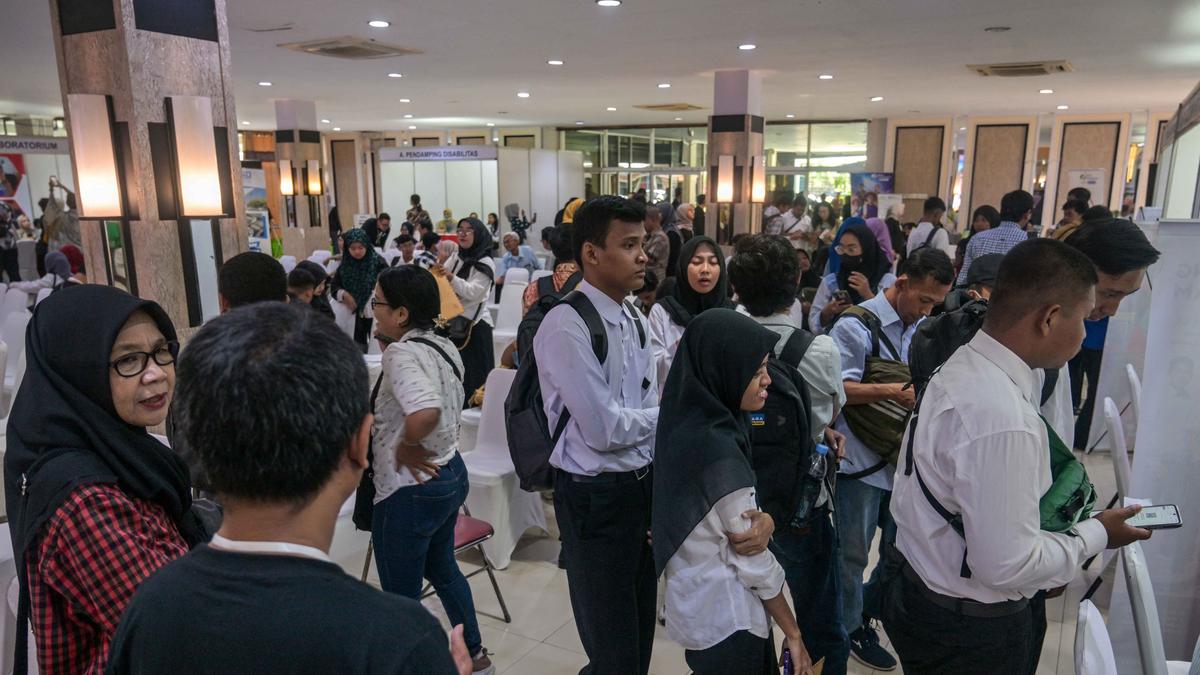 12 Tips Mengasah Skill untuk Lulusan Ilmu Sosial, Berpeluang Dapat Pekerjaan dengan Gaji di Atas UMR